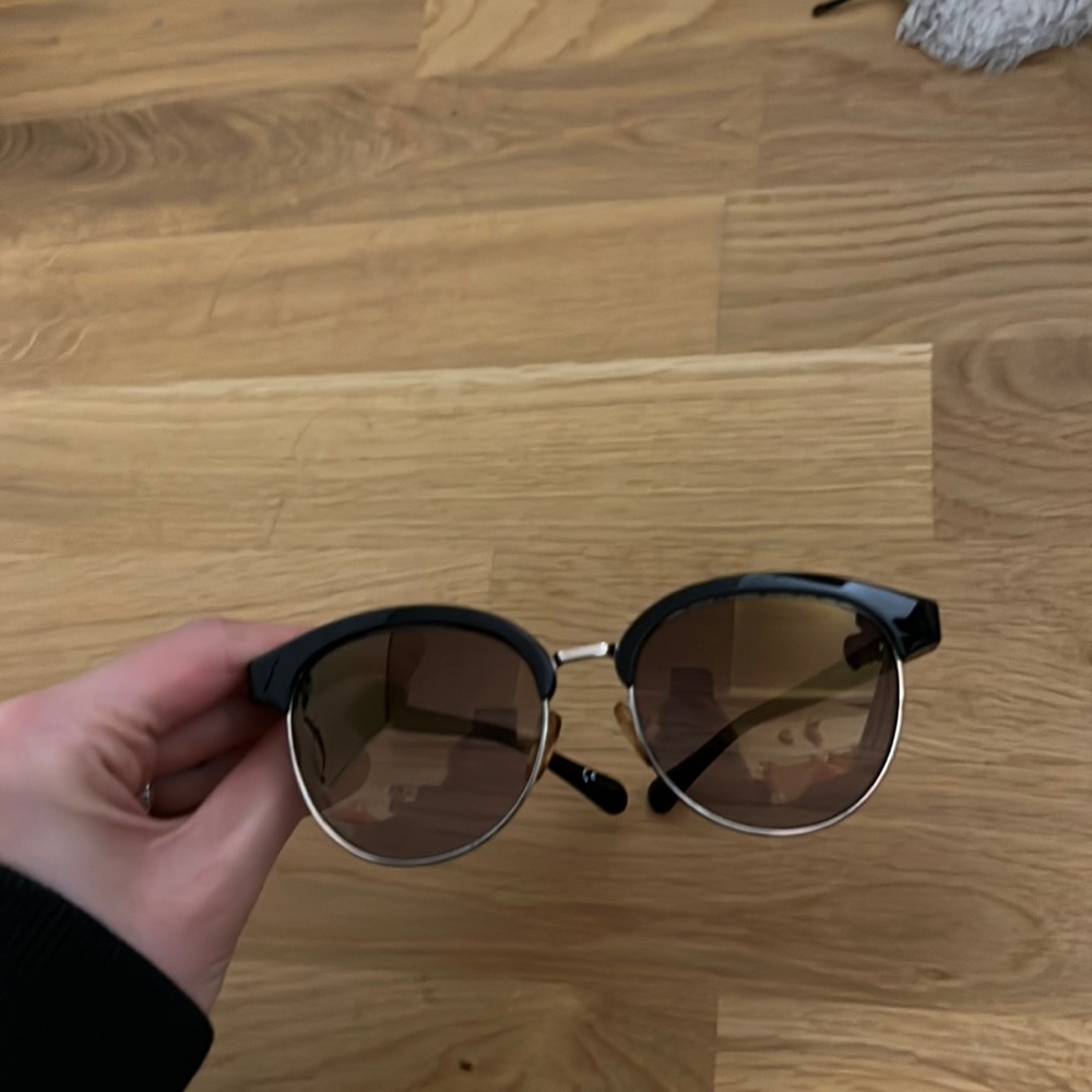 DVF black sunglasses